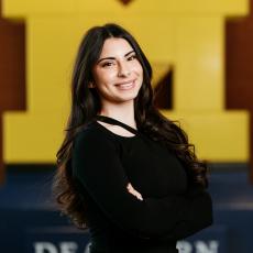 Mena Azzawi Headshot